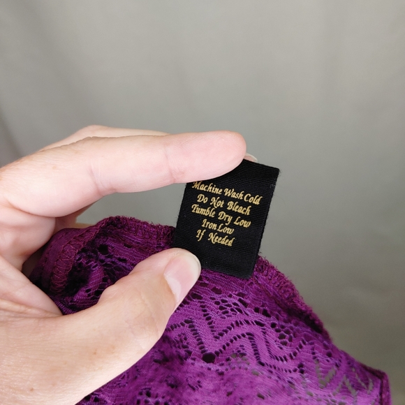 Sheer & Lace Plum Button Down Tank Top Blouse Sz M - Picture 7 of 7